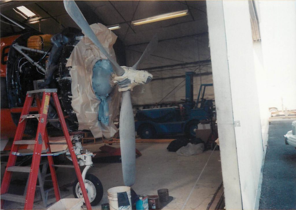Preparation to paint nose case and propeller