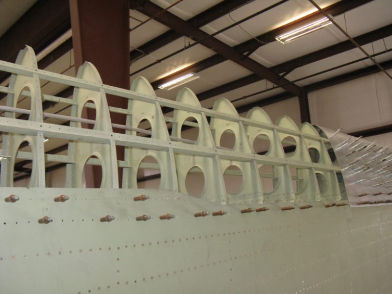 potential-oscar-9-wing-unit-rivet-layout-on-stringers-and-leading-edge ...