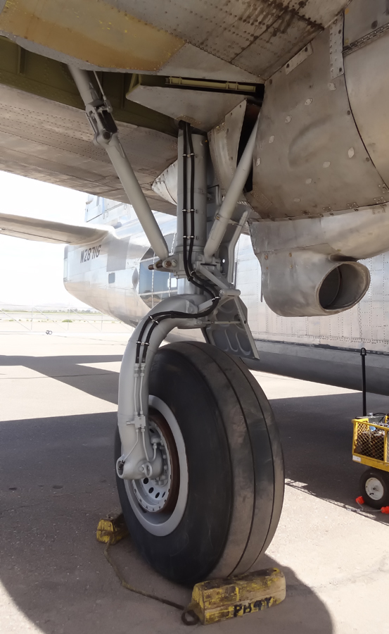 24-Landing-gear-after-painting