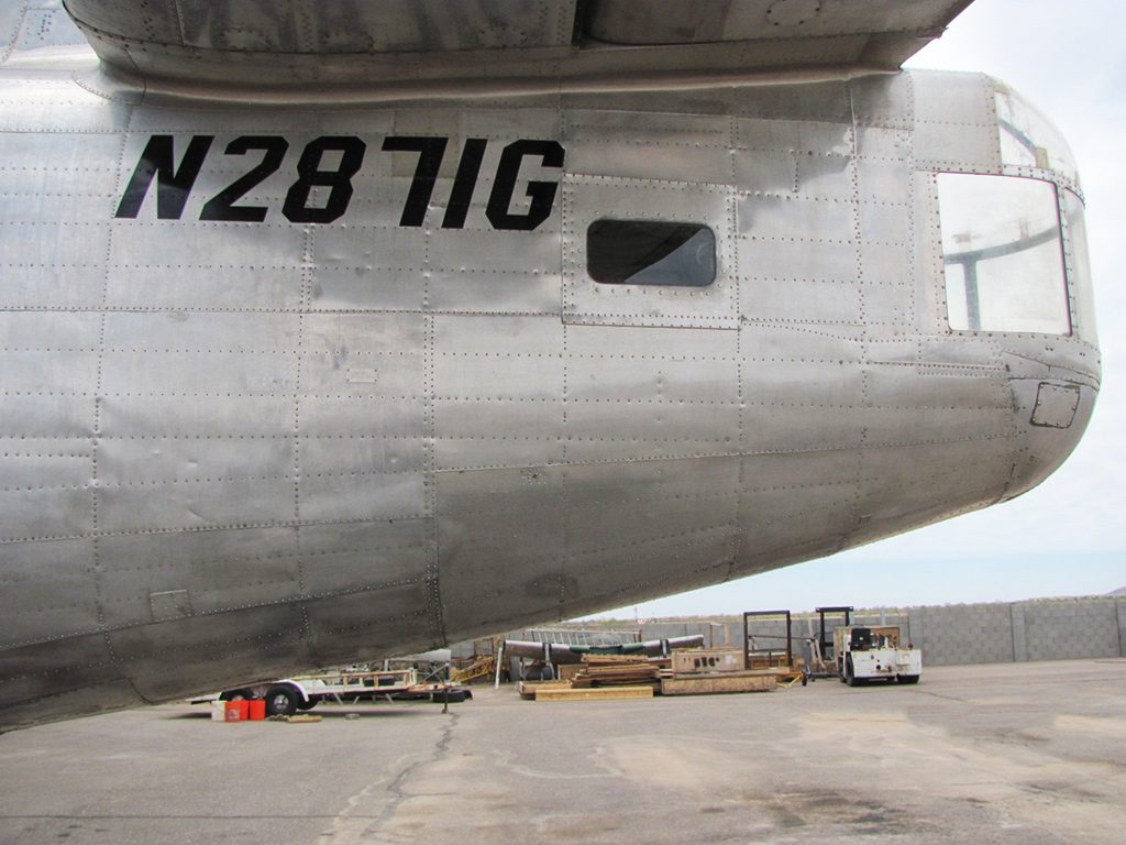 pb4y-2-11-tail-section-observation-windows-installed